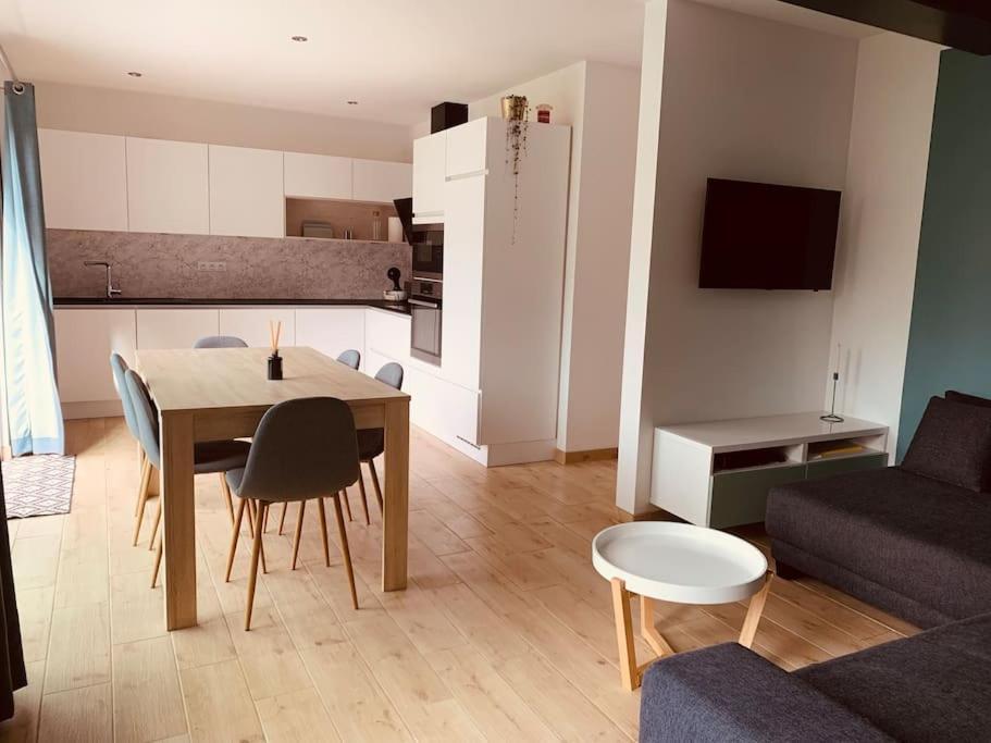 Maison En Plein Centre Avec Terrasse Et Jardin Vielsalm Luaran gambar